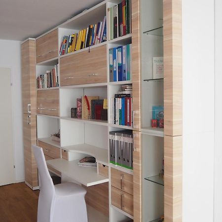 Modernes Studio-Apartment Nahe Zentrum Mit Garagenplatz فيينا المظهر الخارجي الصورة
